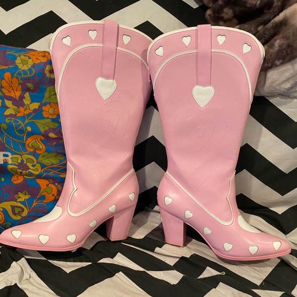 YRU Shoes - NIB YRU Pink Cowboy Boot, Sz 40